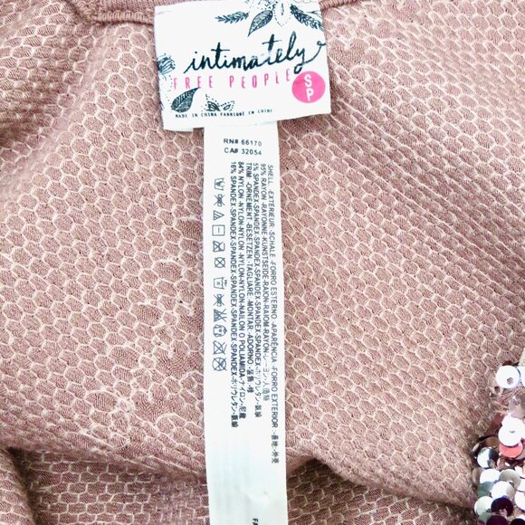 NEW! Intimately Free People Swingin Sequin Tank Cami Pink SZ S - Picture 8 of 9